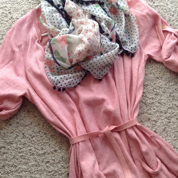 GAP pink open front sweater