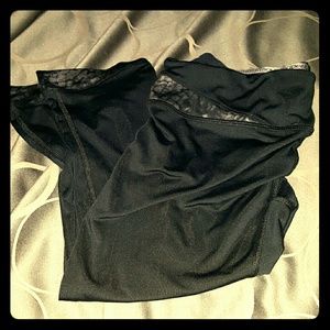 Fitted Capri workout leggings