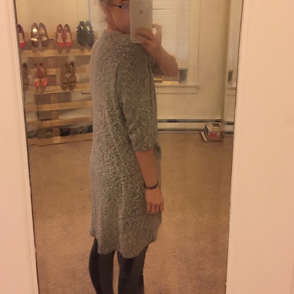 Long Grey cardigan - Picture 2 of 3