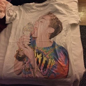 Miley Cyrus tshirt