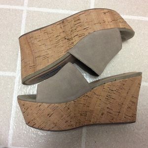 NEW Steve Madden Illana Wedges