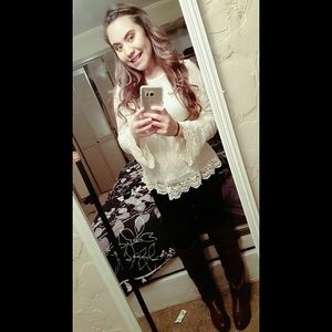 Meet your Posher, Veronica