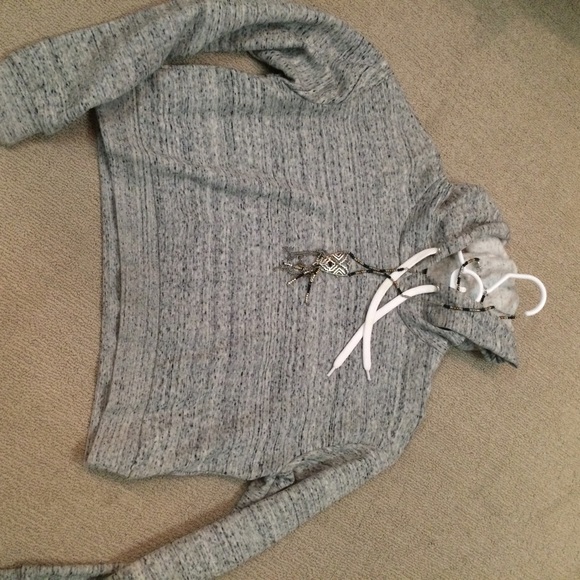 Cropped sweatshirt from H & M