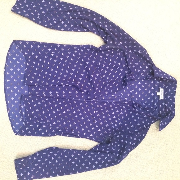 Express Anchor button up