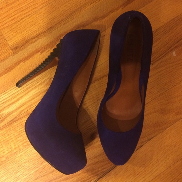 Spiky platform heels