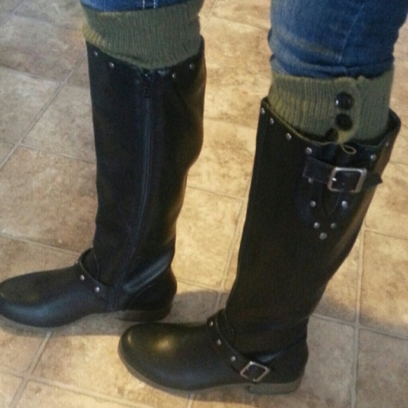 Black boots by Olsenboye