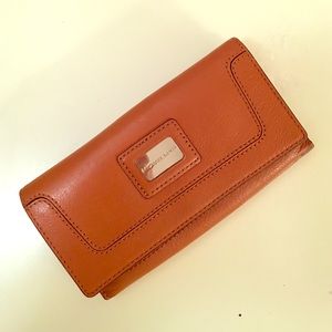 Michael Kors Wallet in Luggage Brown