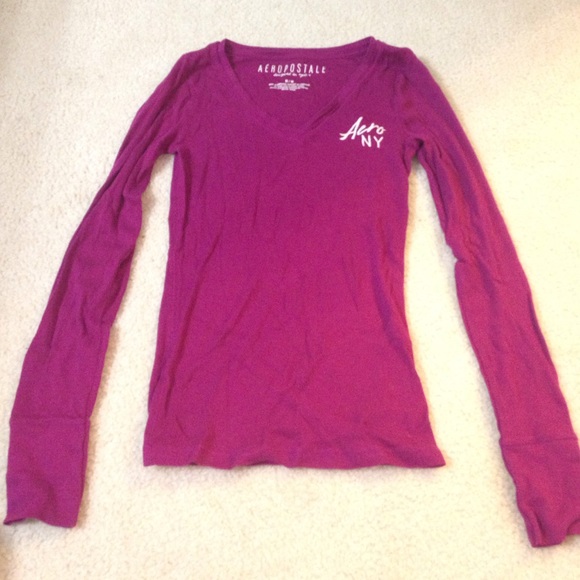 Long sleeved v-neck