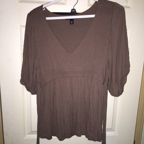 Comfy Banana Republic top