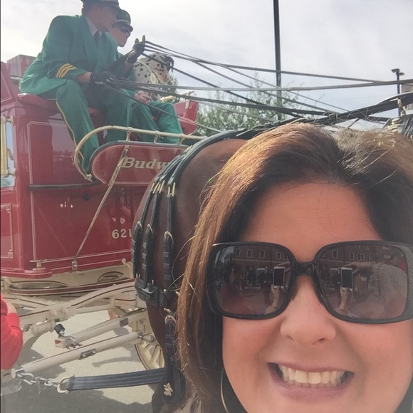 Meet your Posher, Lisa