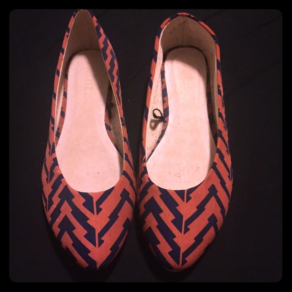 Coral/Blue F21 flats