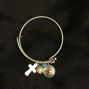 Charm bracelet