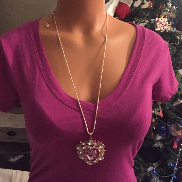 Beautiful pink heart rhinestone accented necklace