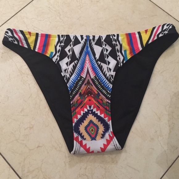 Bathing suit/ halter bikini - Picture 2 of 3