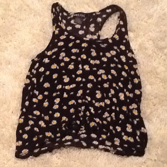 Razerback Daisy Print Crop Top