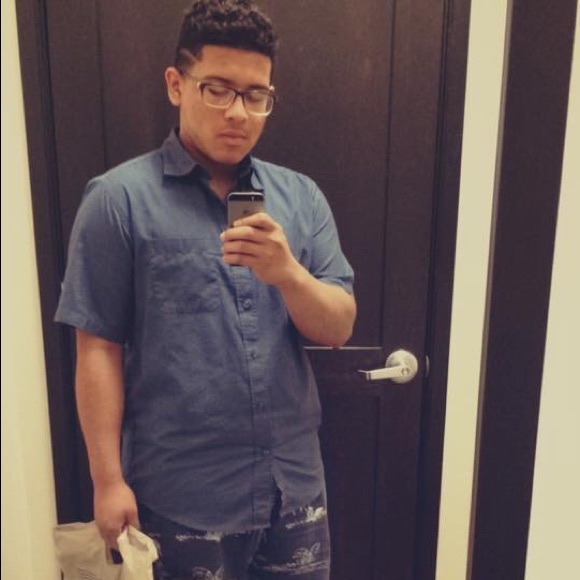 Meet your Posher, Juan