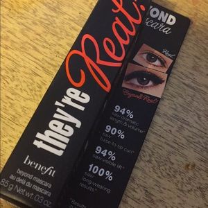 Benefits mascara black