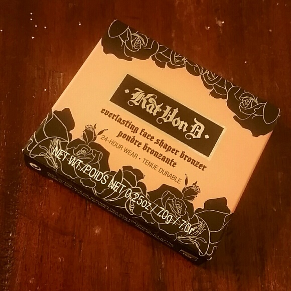 Kat Von D Everlasting Face Shaper Bronzer