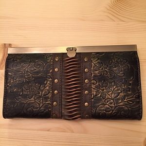 Urban Outfitters Leather wallet