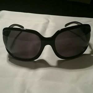 Liz Claiborne sunglasses