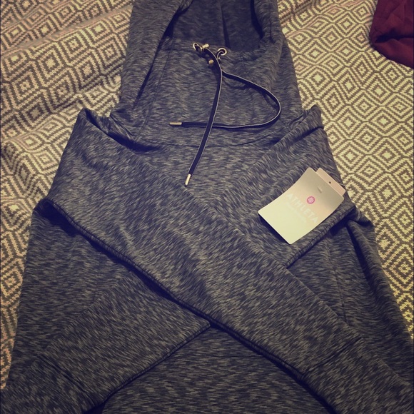Athleta Tranquility hoodie, small, space dye grey.