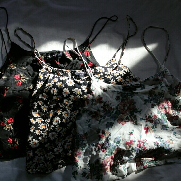 Brandy Melville Floral Cropped Tanks