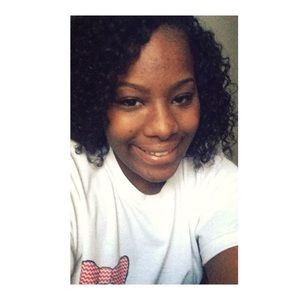 Meet your Posher, Niecy