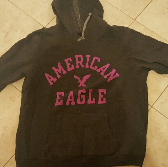 American Eagle  sweater
