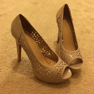 REDUCED PRICE! Cutout nude heels