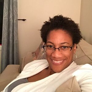 Meet your Posher, Lashawnda