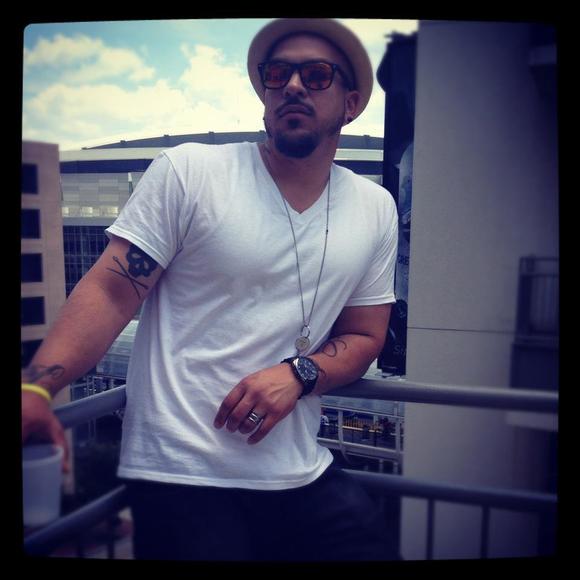 Meet your Posher, Jonathan