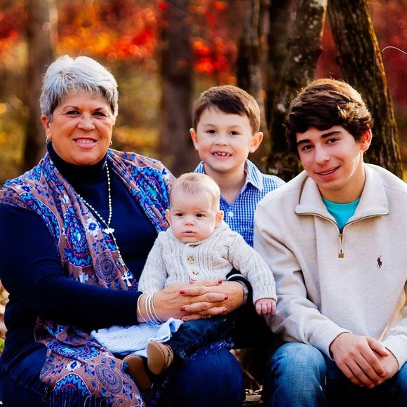 Meet your Posher, Juanita - Picture 1 of 1