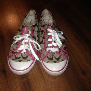 Coach gym shoes