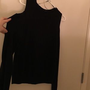 Cold shoulder long sleeve