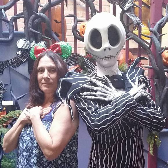 Meet your Posher, Shirley - Picture 1 of 1