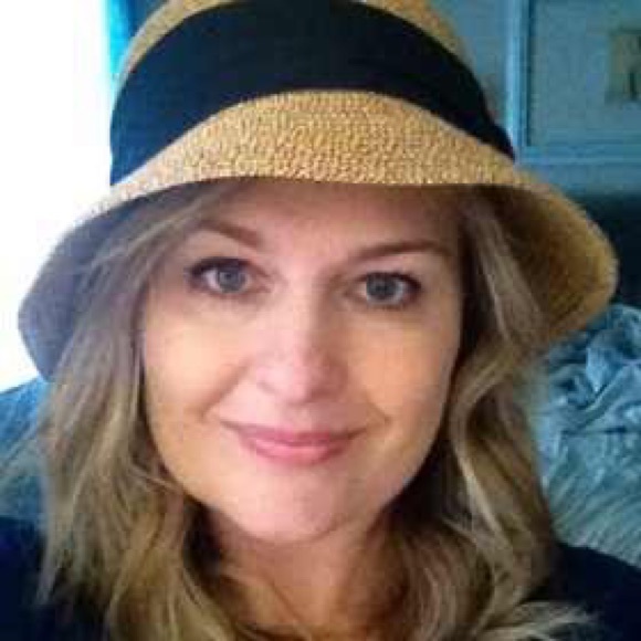 Meet your Posher, Jamie - Picture 1 of 1