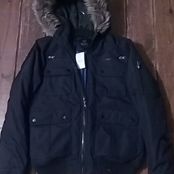 coat - Picture 2 of 3