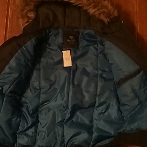 coat - Picture 3 of 3