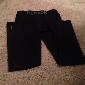 Basic black leggings