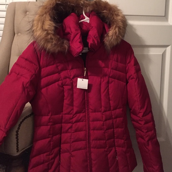 🚫SOLD ON MERC🚫NWT Calvin Klein small down coat