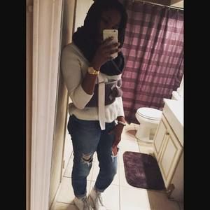 Meet your Posher, Dijon