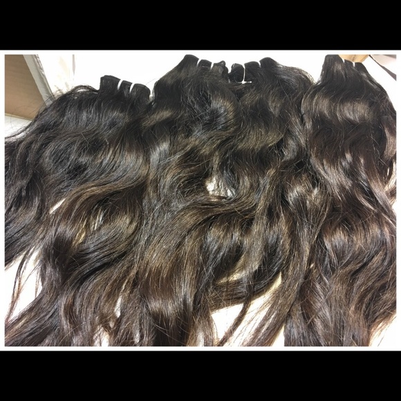 Two bundles Wavy Cambodianhair extensions 22