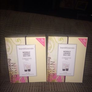 1PERLIST bareMinerals Naturally Luminous Daily Duo