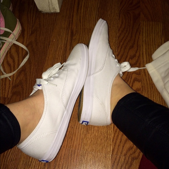 White keds