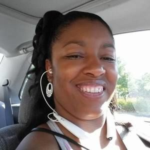 Meet your Posher, Tonia