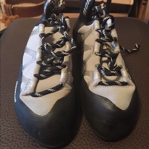 Montrail Gryptonite Rock Climbing Shoes