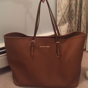 🔑MICHAEL KORS BROWN TOTE *NEW CONDITIOIN* 🔑