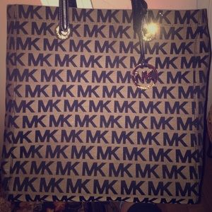 Michael kors bag
