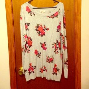 Grey floral sweater ❤️