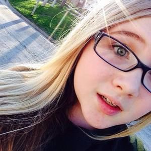 Meet your Posher, Lexi